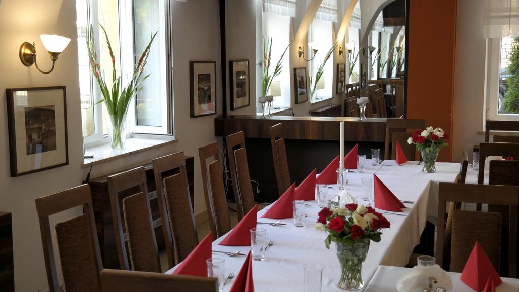 Osrodek Scsk Optima Aparthotel Krakow Bagian luar foto