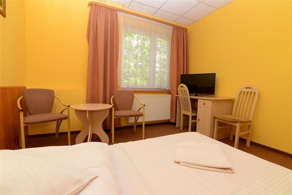 Osrodek Scsk Optima Aparthotel Krakow Bagian luar foto