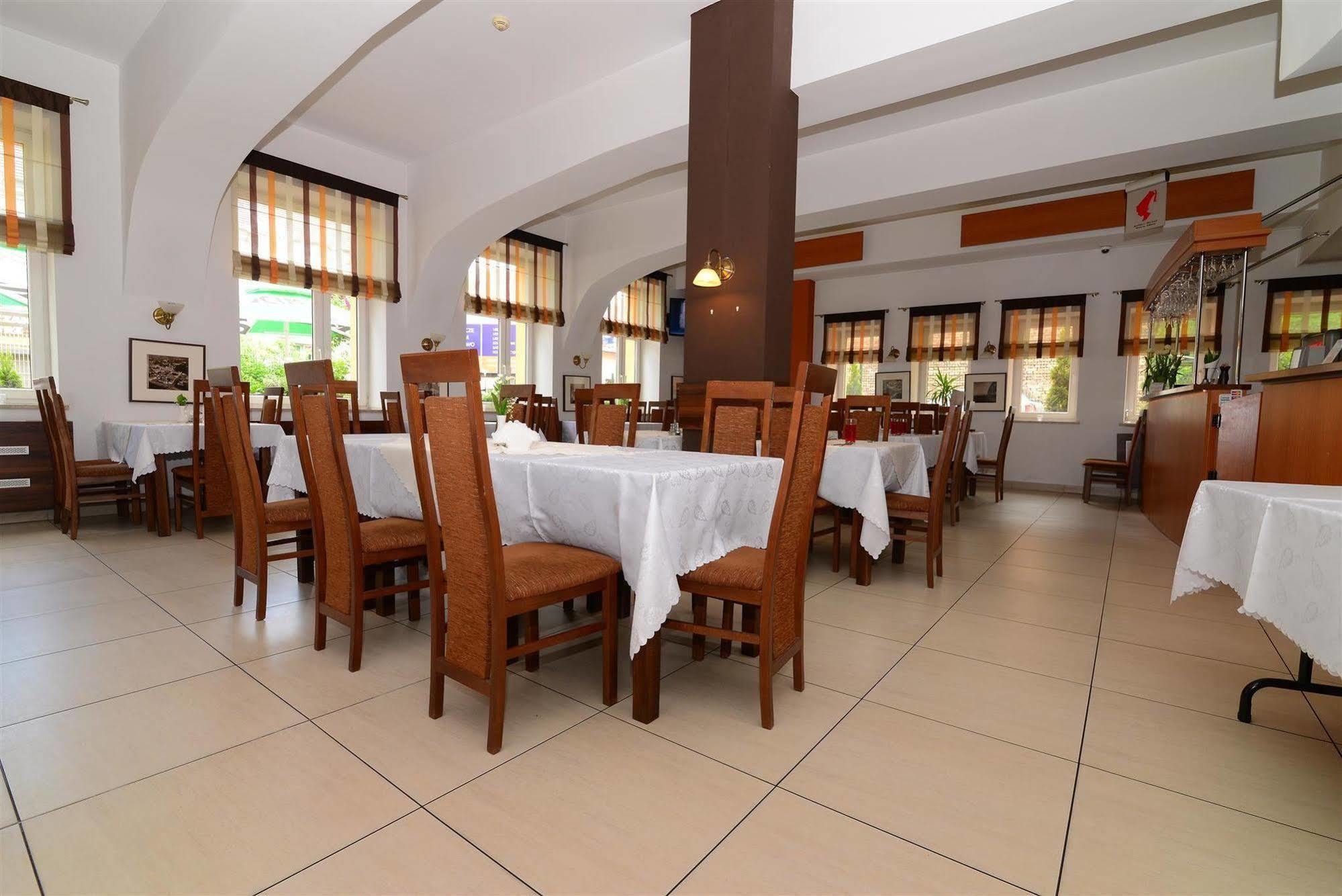 Osrodek Scsk Optima Aparthotel Krakow Bagian luar foto