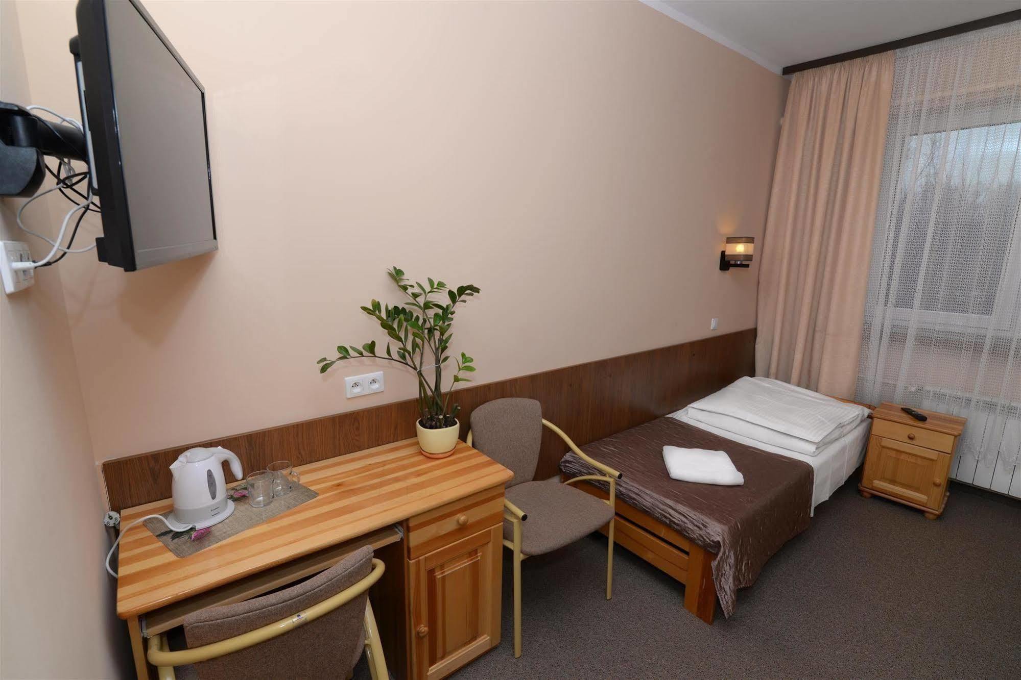 Osrodek Scsk Optima Aparthotel Krakow Bagian luar foto