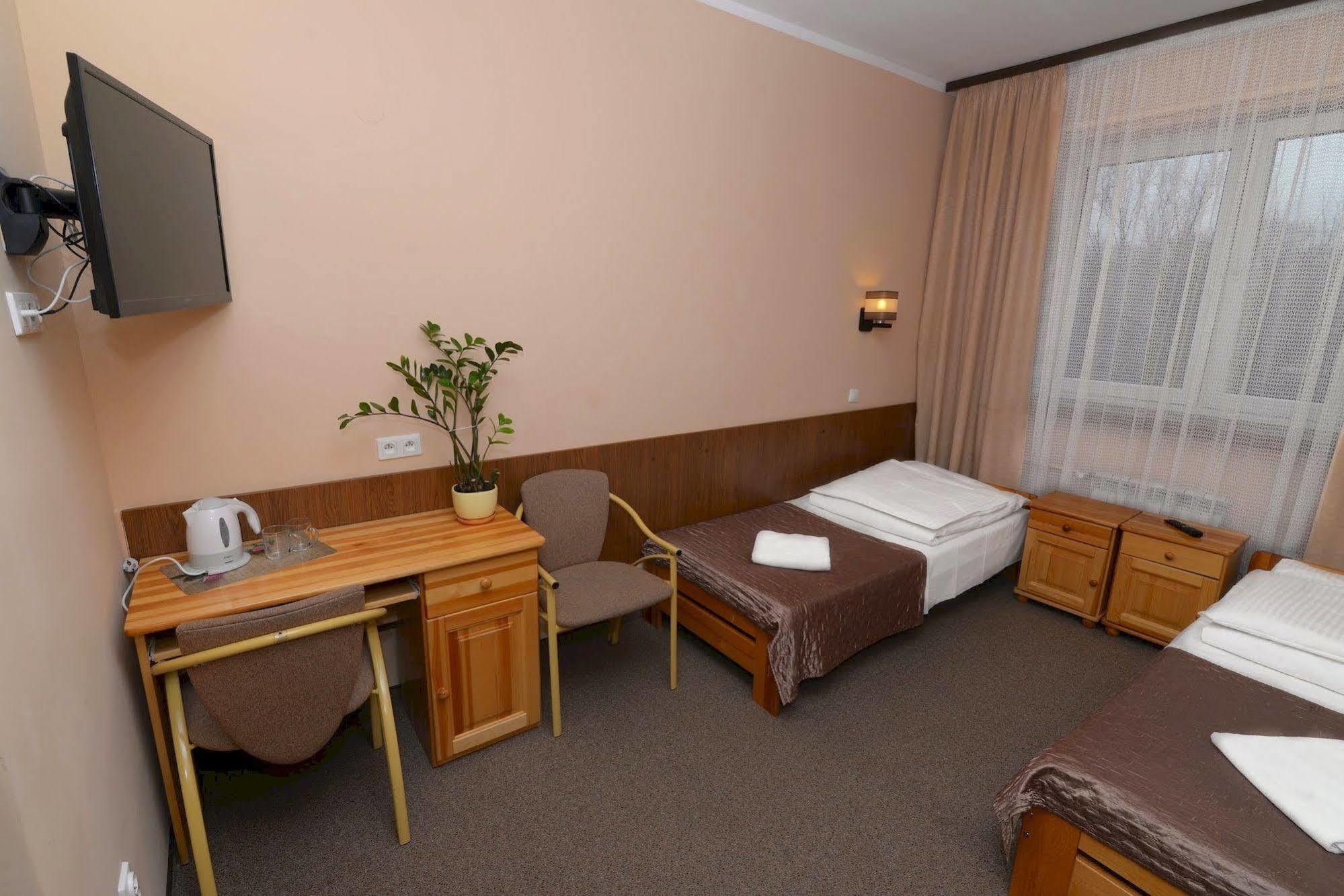 Osrodek Scsk Optima Aparthotel Krakow Bagian luar foto