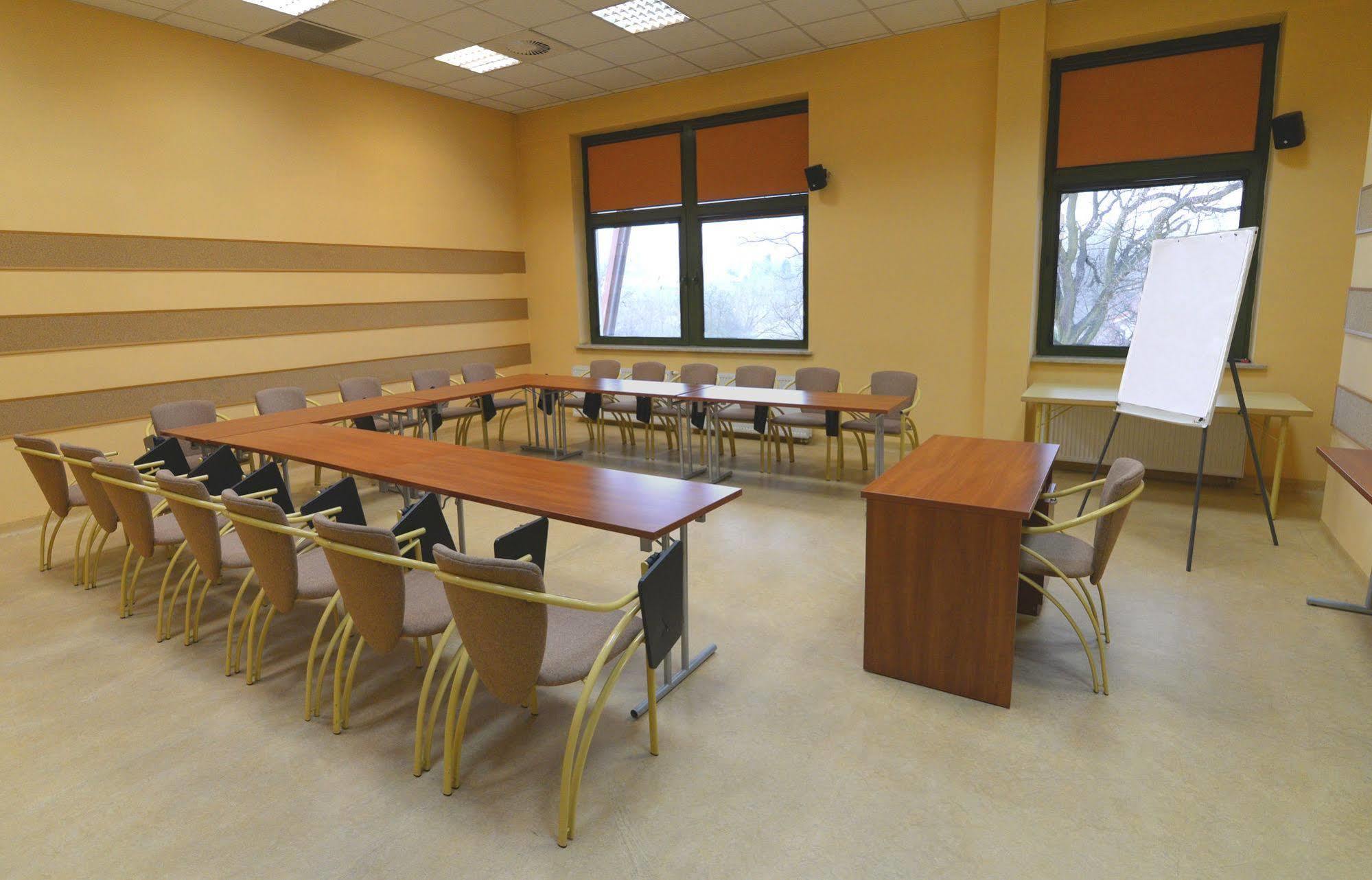 Osrodek Scsk Optima Aparthotel Krakow Bagian luar foto